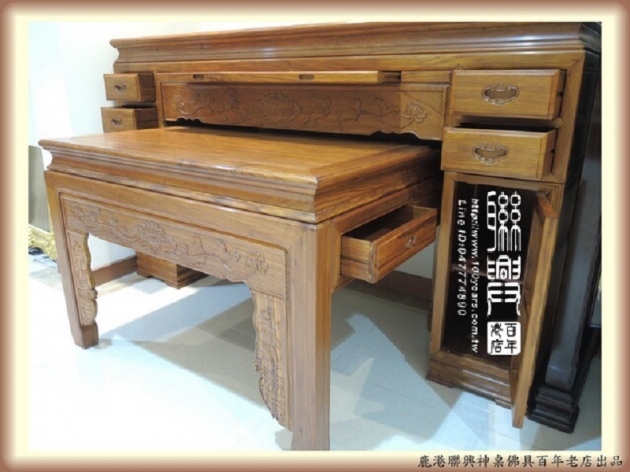 花梨蓮花箱型桌 3