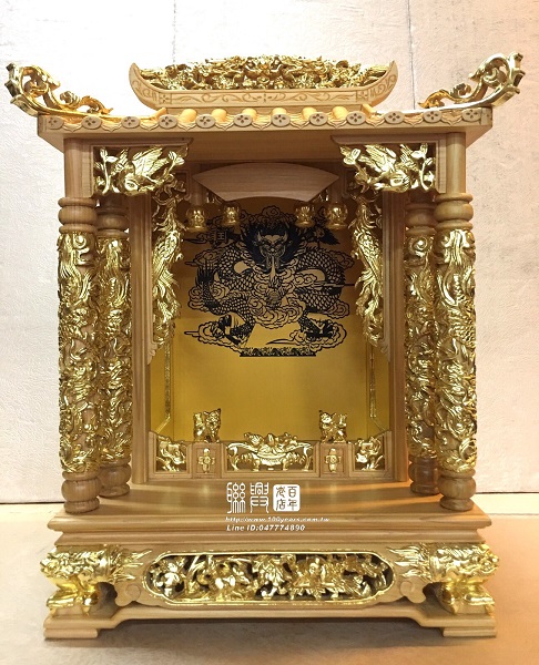 客製翹翼龕安金雷雕墨畫 6