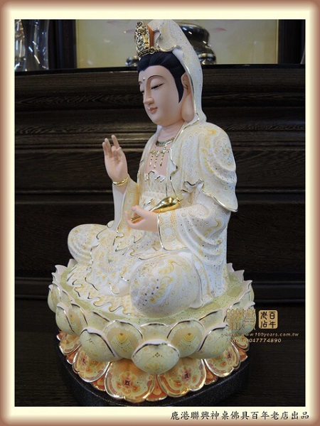 極彩白衣觀音 6