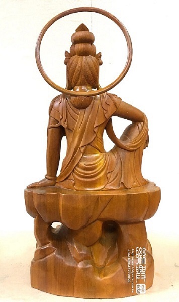 尺六檜木悠然自在觀音 6