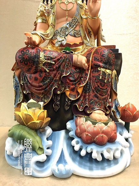 尺六極彩悠然自在觀音 3