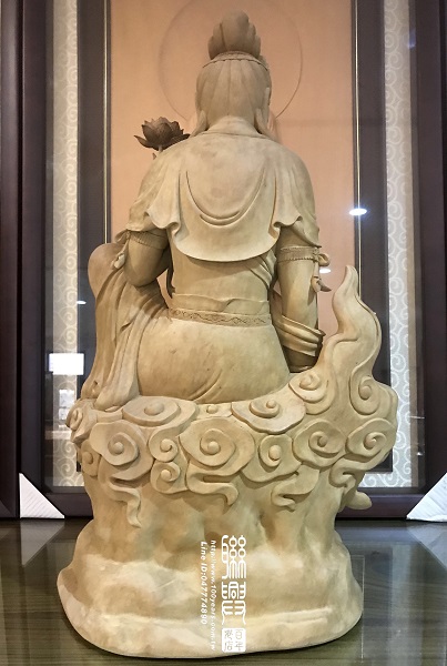 2.2尺金絲楠木水雲自在觀音 7