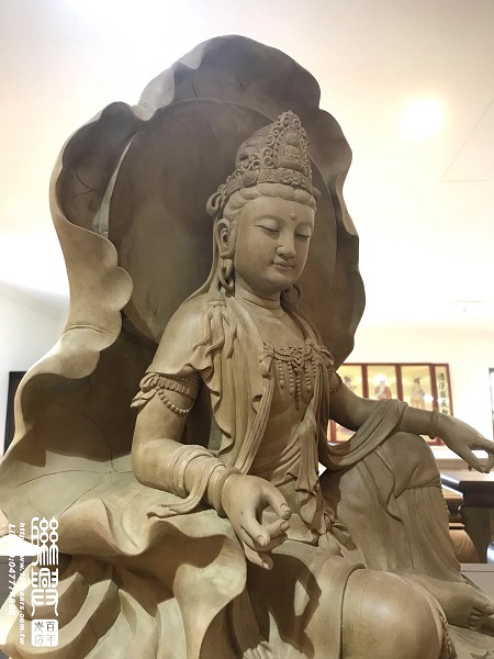 2.2尺金絲楠木蓮葉悠然觀音 5