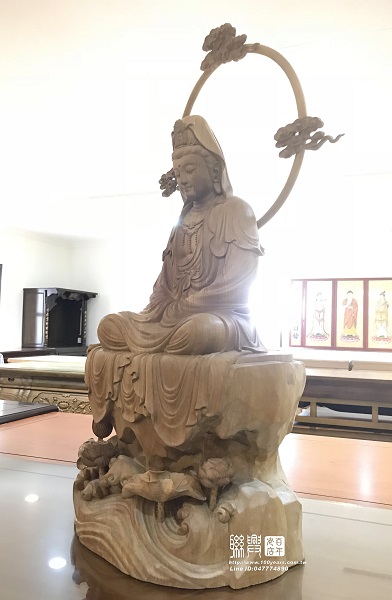 2.2尺金絲楠木祥雲正體觀音 3