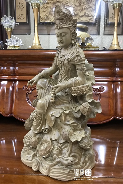 尺6金絲楠木悠然自在觀音 3