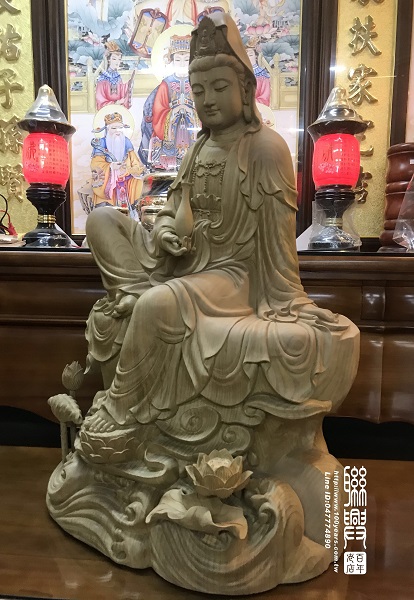 2.2尺金絲楠木岩台悠然觀音 4