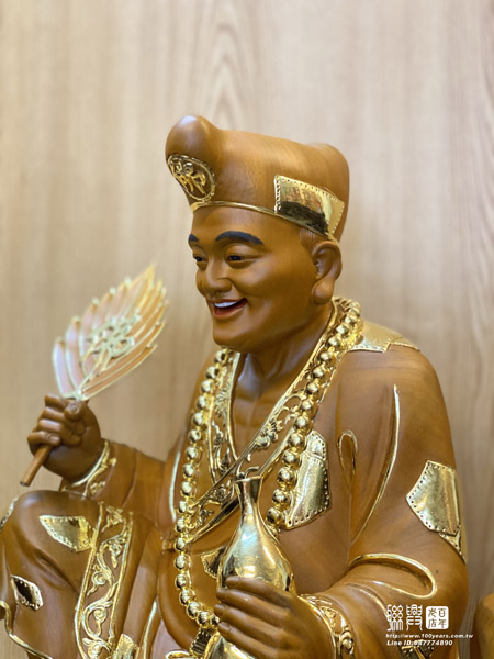 客製尺六樟木濟公禪師踏龍踩甕 4