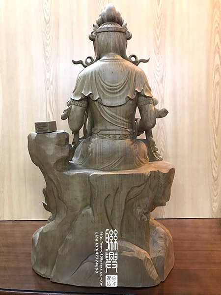 2.2尺金絲楠木自在觀音 8