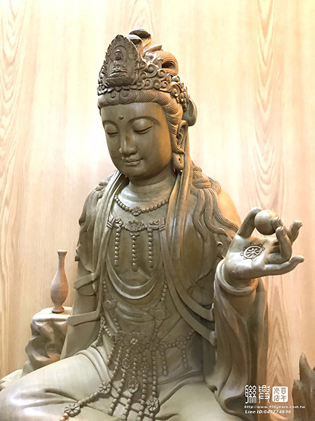 2.2尺金絲楠木龍觀音 5