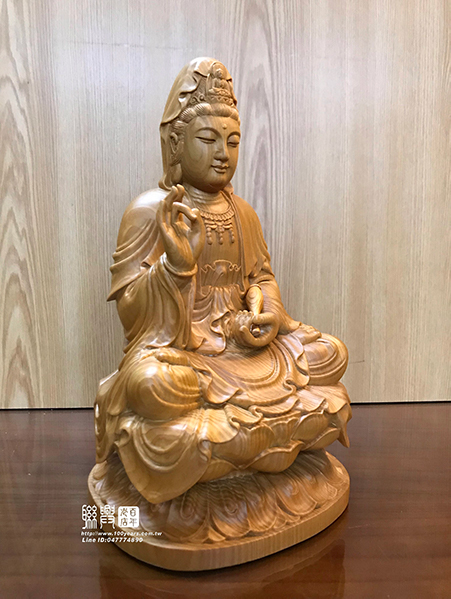 8.6寸台灣檜木觀音 4