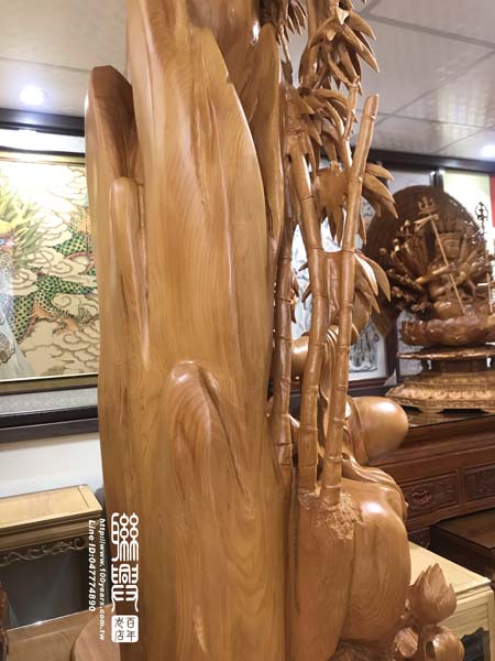 四尺八頂級台灣檜木紫竹林自在觀音 12