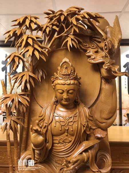 四尺八頂級台灣檜木紫竹林自在觀音 4