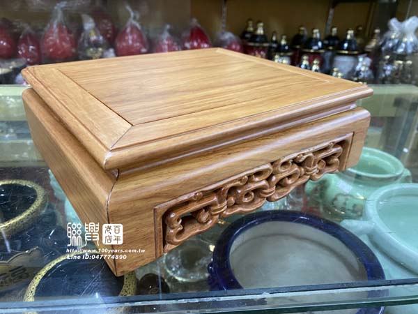 高級花梨神墊座 5