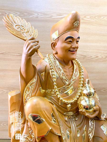 客製樟木描金濟公禪師 6