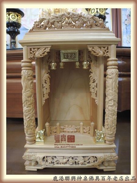 客製6寸用雙柱龕